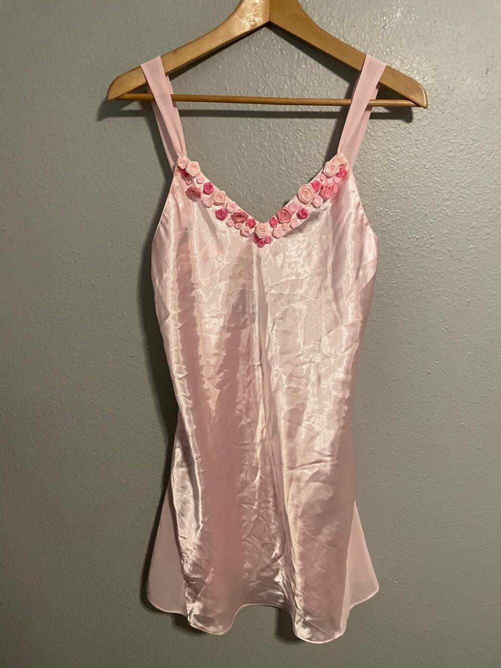 Ivy & Annabelle Babydoll Gown Womens Small Pink Satin Rosette Lingerie Fairy Y2K